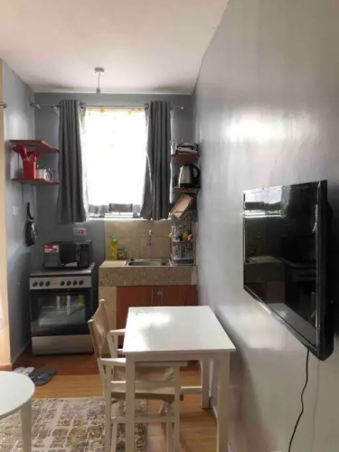 Serenity Studio, Lovely spacious 1-bedroom with ample parking