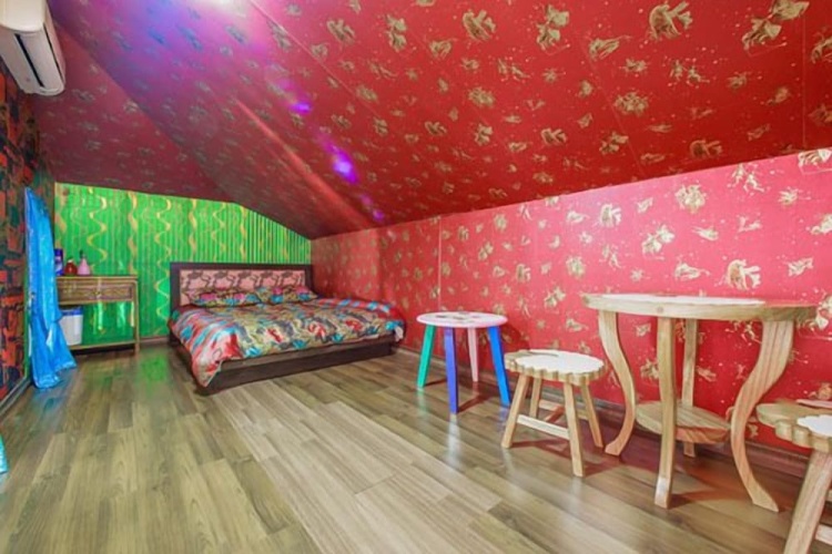 Guest rooms