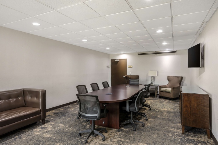 Best Western Plus Jonesboro Inn & Suites photo 22