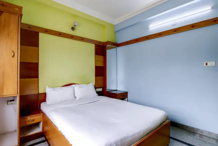 Hotel R.V International