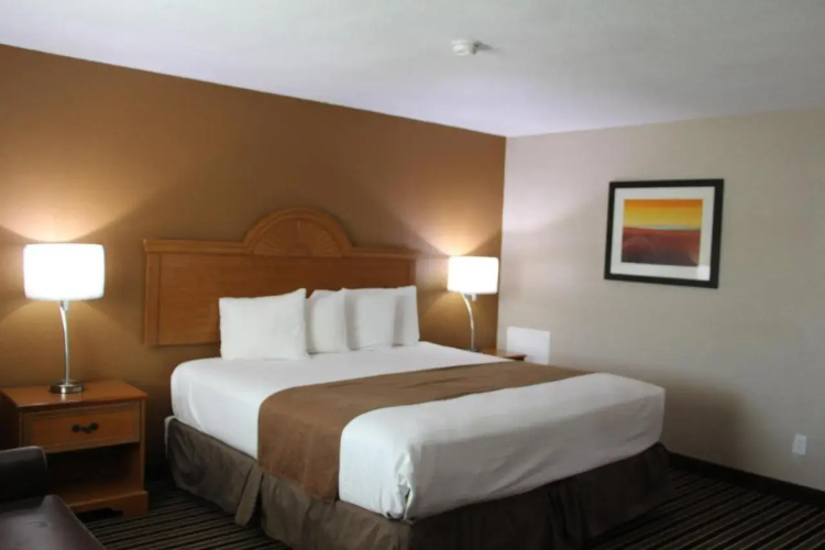Best Western Colonial Motel