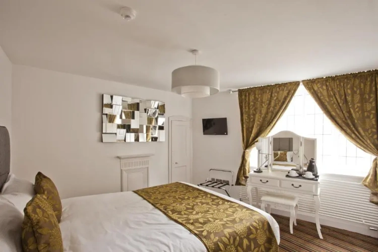 Standard Double room with view