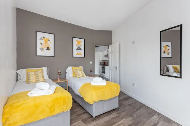 Modern Executive Apartment Peterborough