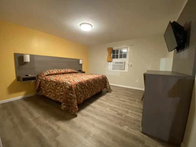 Sleepy Hollow Motel