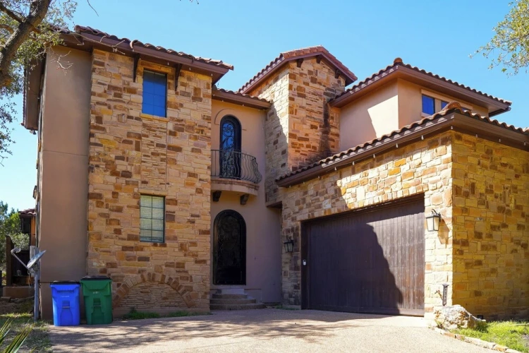 6 Bedrooms Cottage
