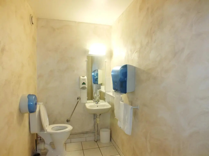 Alpha Hotel
