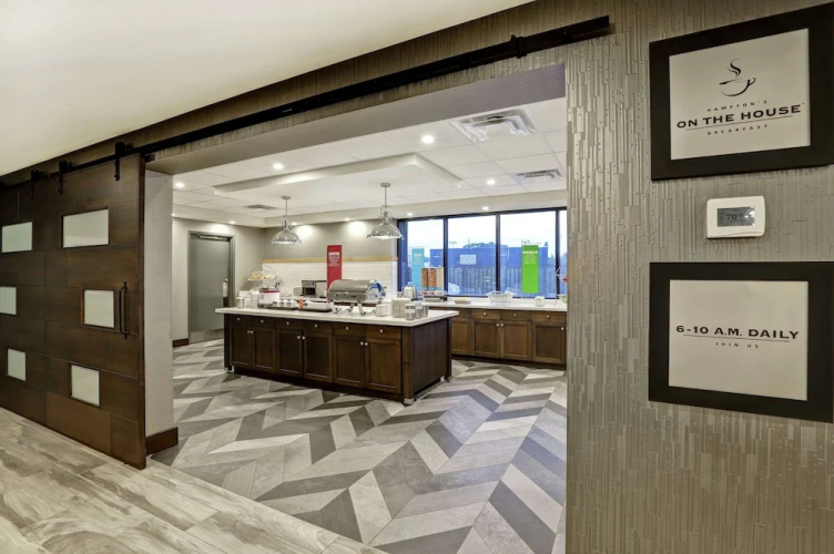 Hotel Howard Johnson Conference