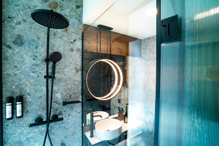 Akeah Hotel Gran Via - Adults Only photo 9