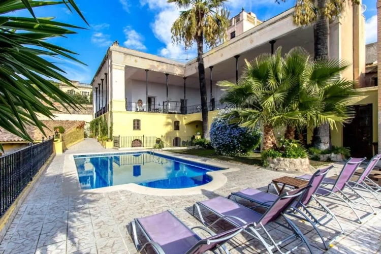 Villa