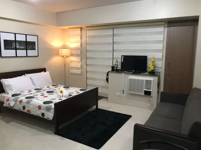 Studio with balcony