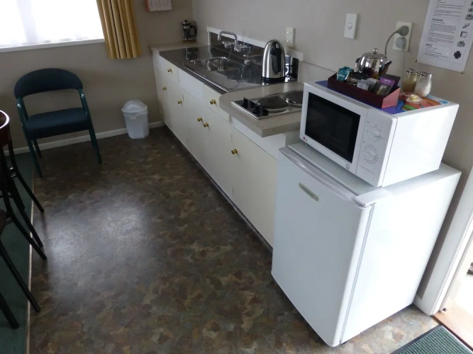 1 Bedroom Basement Suite