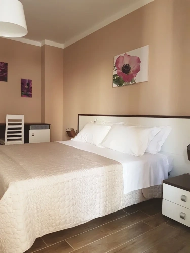Standard Triple room with balcony