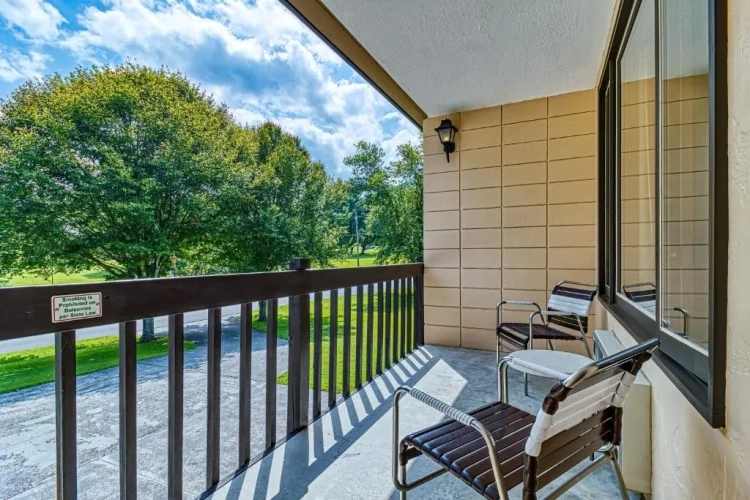 Standard room with balcony