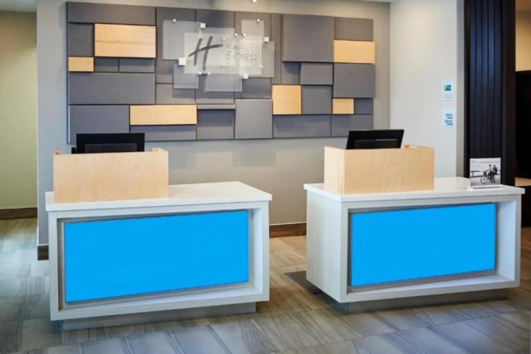 Holiday Inn Express Sarnia - Point Edward by IHG