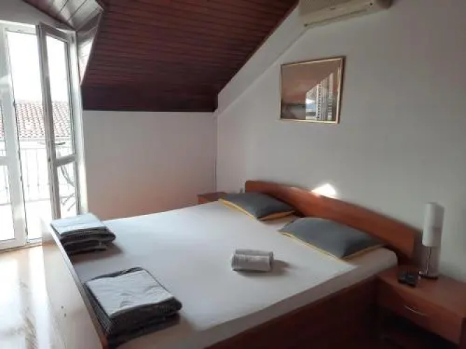 Apartments Rose Loboja