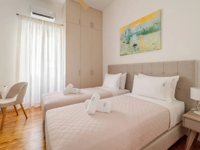 Deluxe Apartment