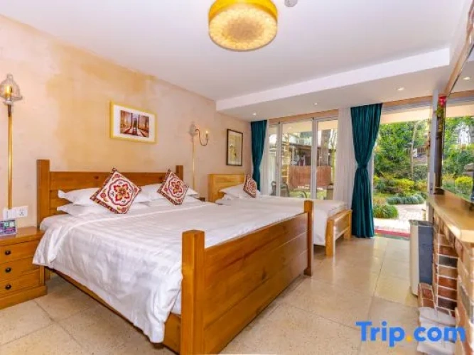 Standard Double room with garden view