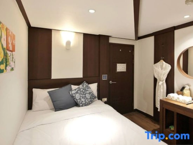 1 Bedroom Standard Double room