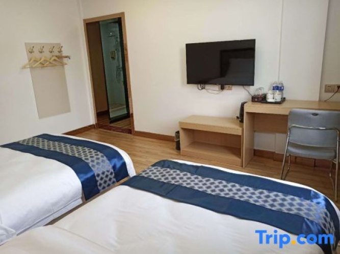 Deluxe Twin Suite