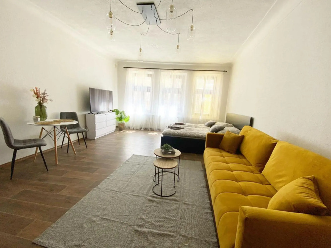 Kovarik Apartments I