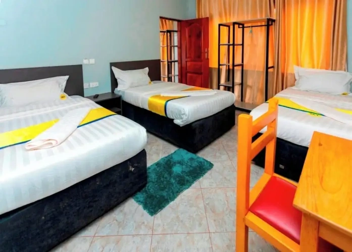 3 Bedrooms Economy Triple room