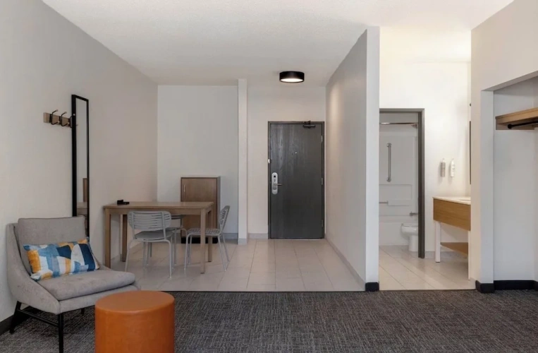 Double Suite