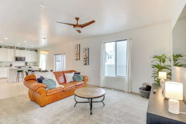 3 Bedrooms Cottage