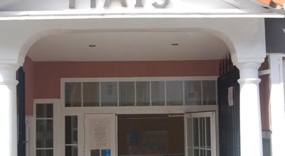 Hostal Mays