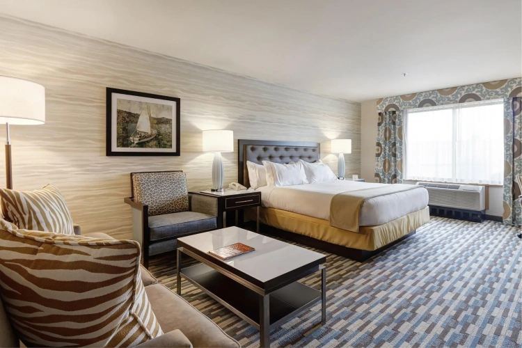 Deluxe Double Suite