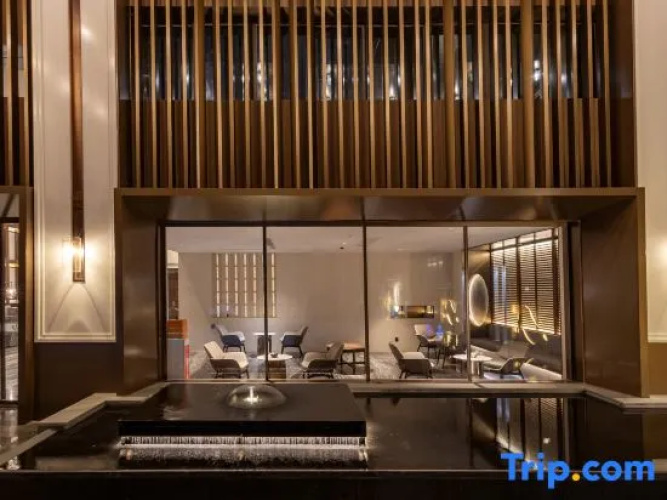 Royal Park Hotel
