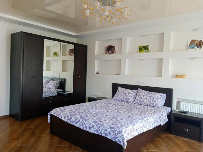 1-room Studio center