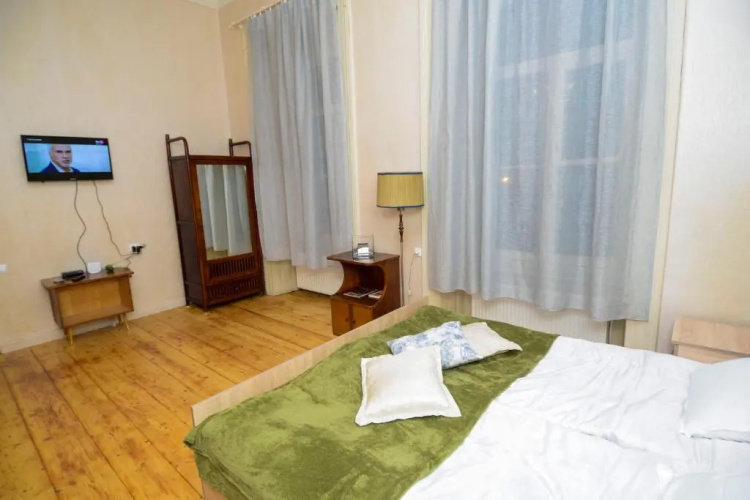 Solo Room Apartment