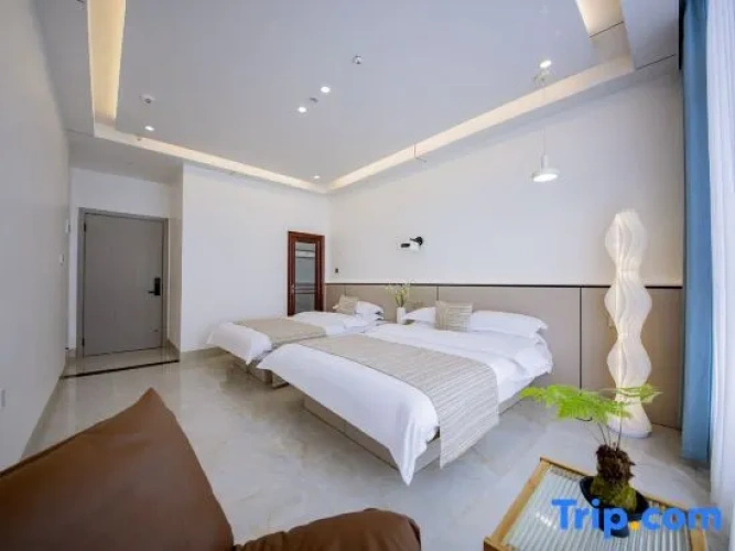 Standard Twin room with sea view