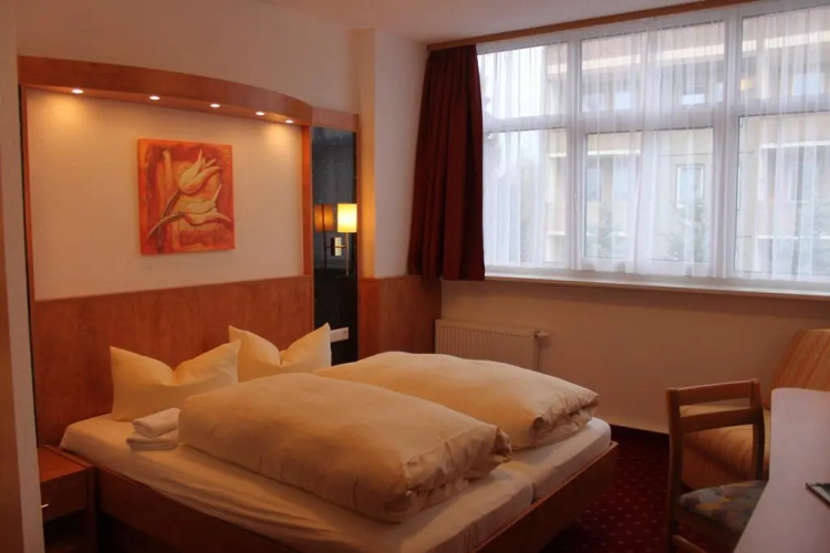 AaRa Hotel
