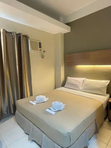 The Center Suites Cebu