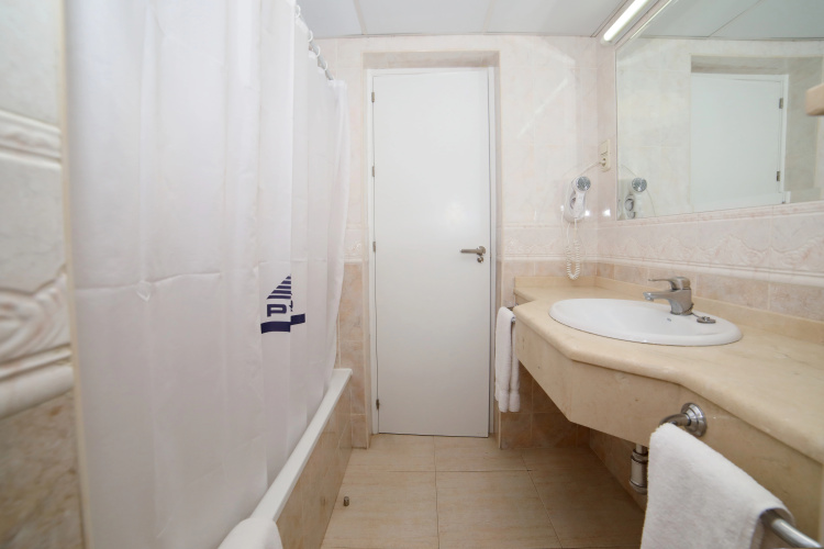 Hotel Apartamentos PYR Fuengirola photo 11