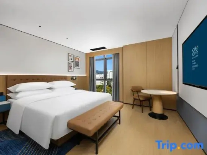 Suite with garden view