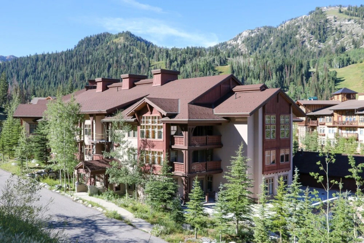2202 - Two Bedroom Standard Eagle Springs East 2 Condo by RedAwning
