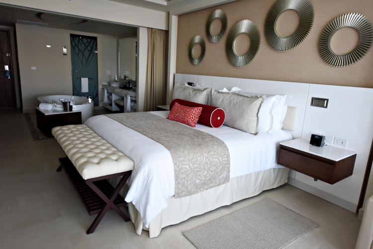 Royalton Riviera Cancun Resort and Spa photo 6