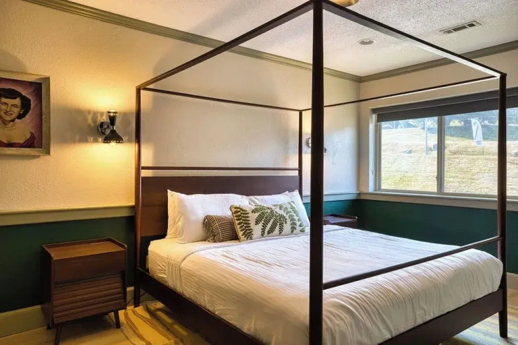 2 Bedrooms Suite