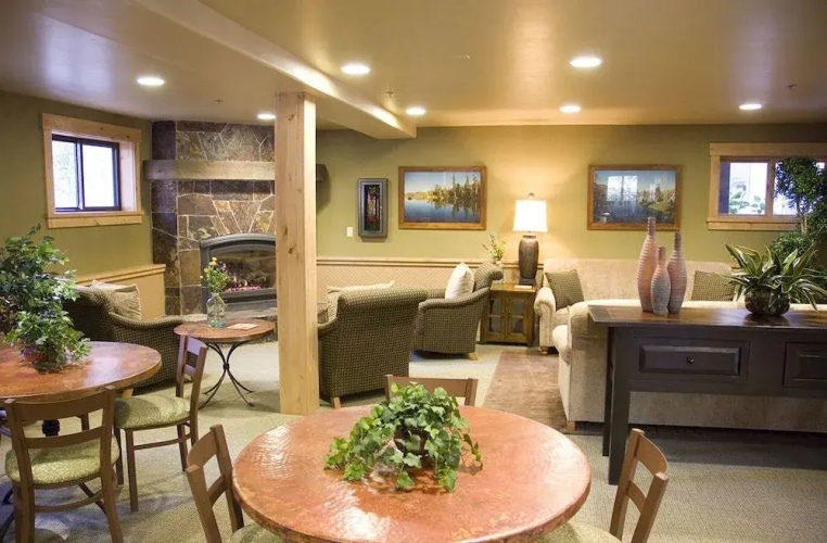 Worldmark Olympic Village Inn