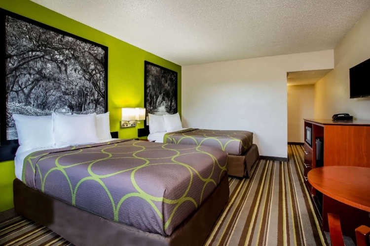 Standard Quadruple room