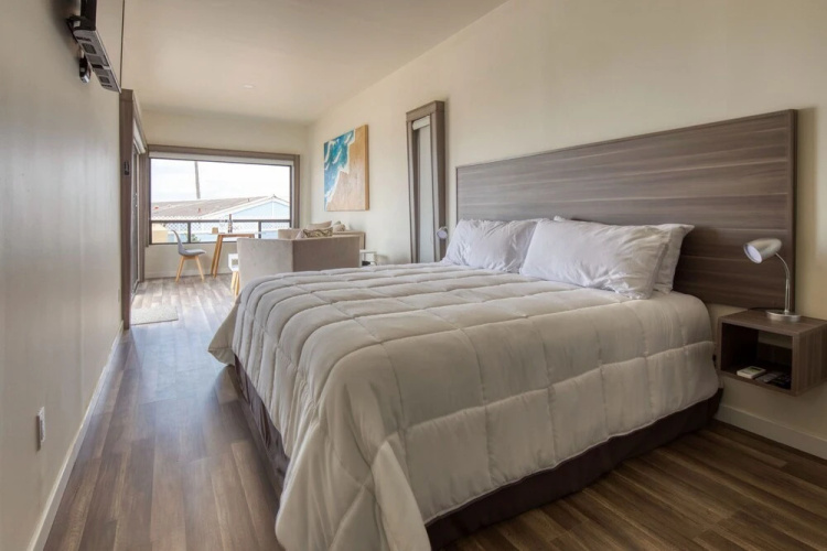 Nicole Suites