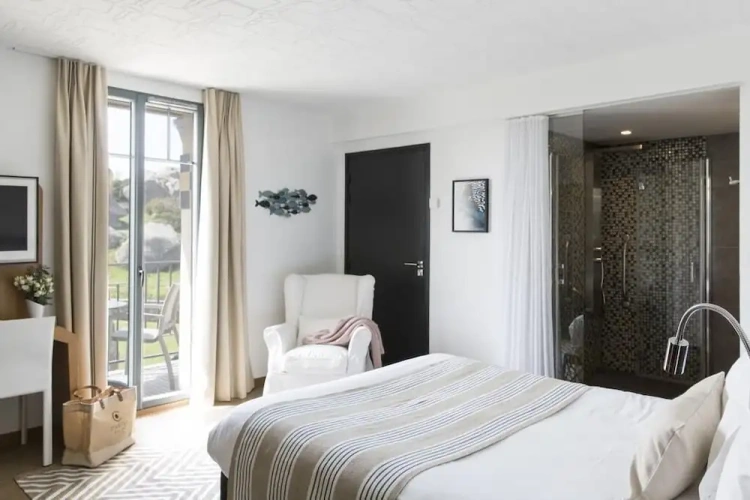 Premium room