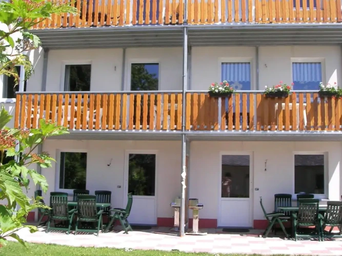 3 Bedrooms Comfort Cottage