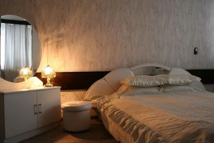 Hotel Cosmos
