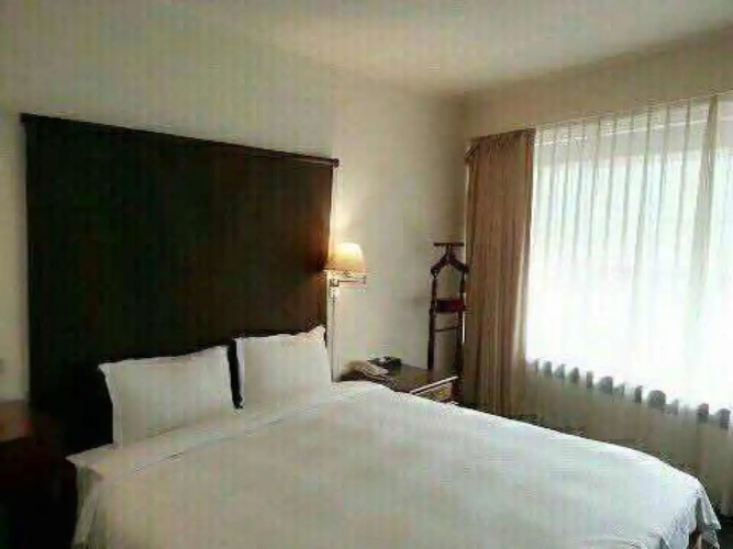 Moon Light Hotel