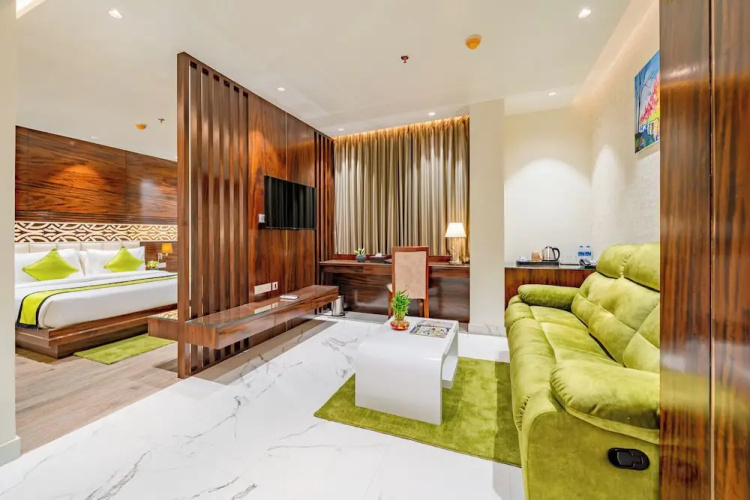 Payel Inn