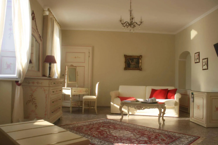 Villa La Mirabella