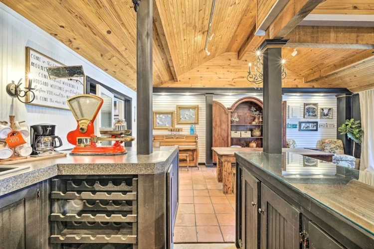 3 Bedrooms Cottage
